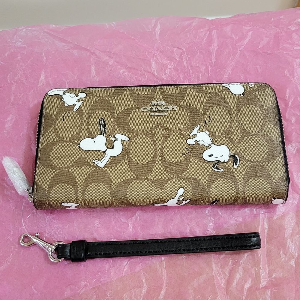 Coach Peanuts Long Zip Around Wallet In Signature Canvas With Snoopy Print